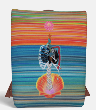Mont-Ida_Queer-lotus-vénus-os-personnage-féminin-coquillage-coucher-de-soleil-eau-multicolore-oeuvre-art-portable-vulvéïque-sac-à-dos-de-couette-Amélie-Lamontagne-La-Montagne-Ô